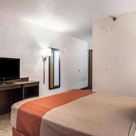 Motel 6-Elk Grove Village, Il Itasca Ngoại thất bức ảnh